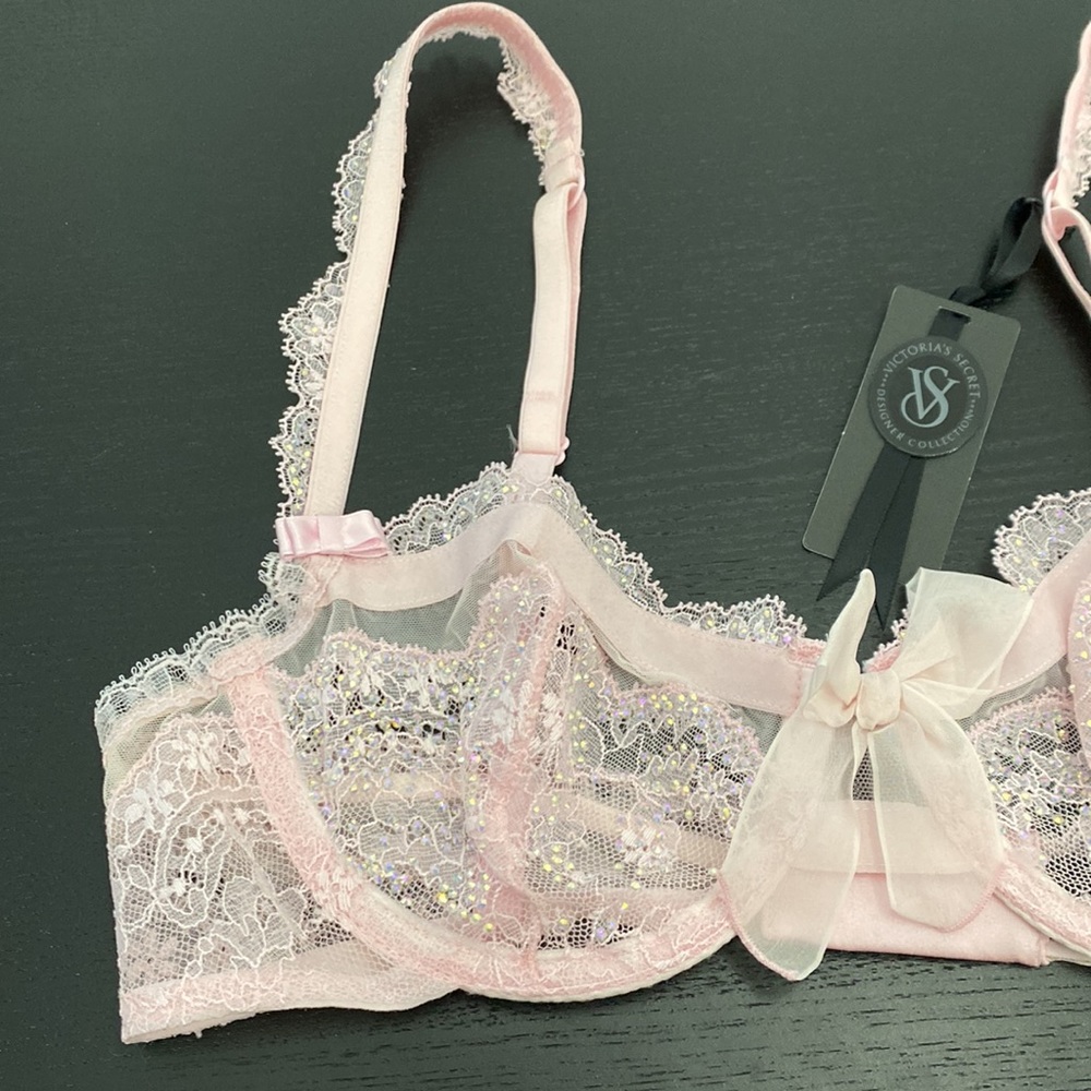 Victoria Secret Designer Collection Bra - 34B - Picture 3 of 10